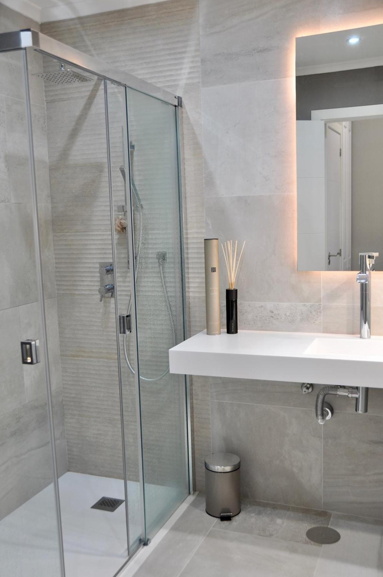 Aquamarine - Gemstone Getaway Apartment *